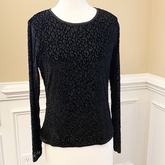 WOMEN’S Calvin Klein Black Animal Pattern Shirt - Picture 1 of 7